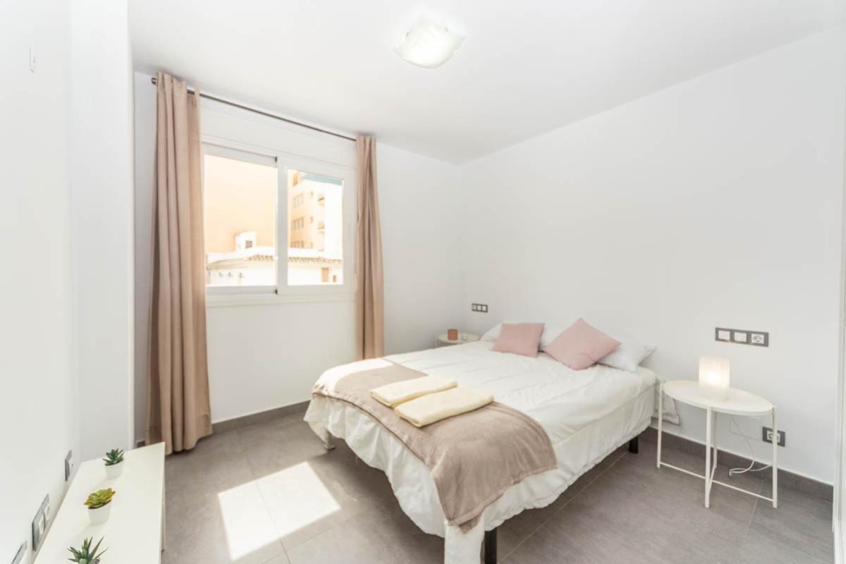 푸엔히롤라 Moderno Y Luminoso Apartamento 아파트 외부 사진