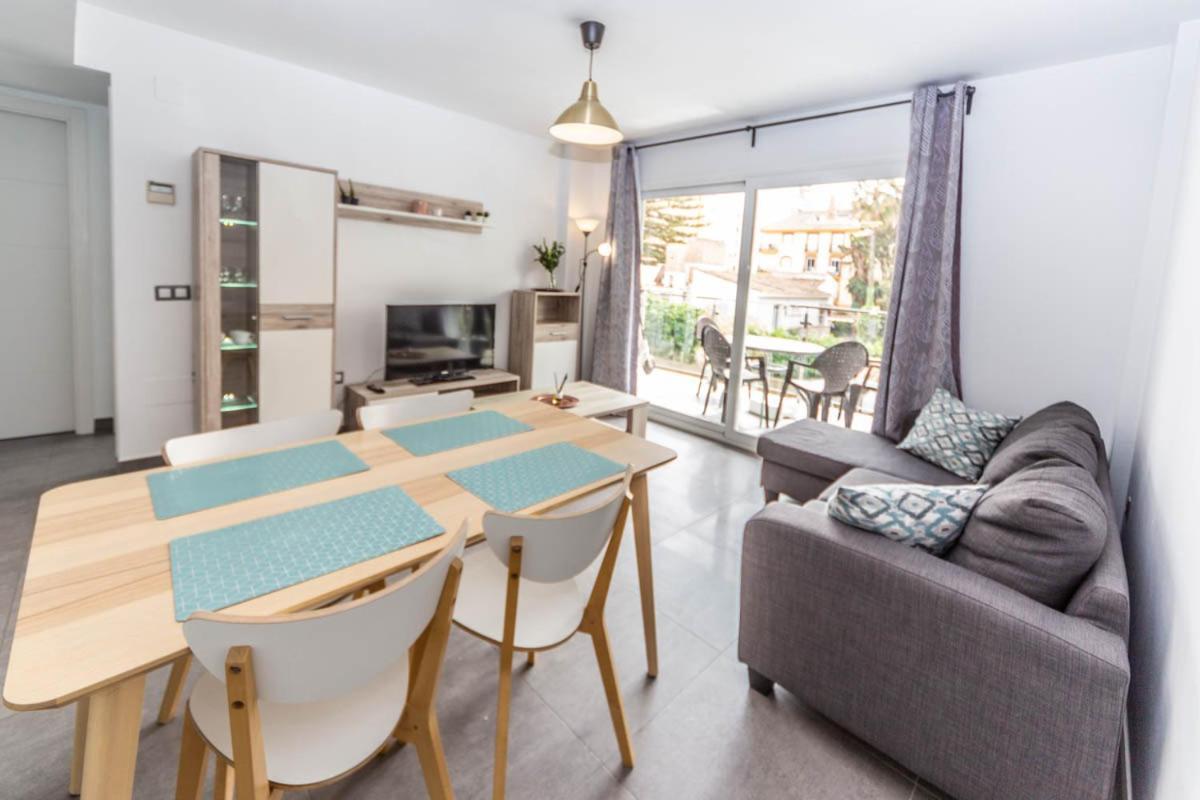 푸엔히롤라 Moderno Y Luminoso Apartamento 아파트 외부 사진